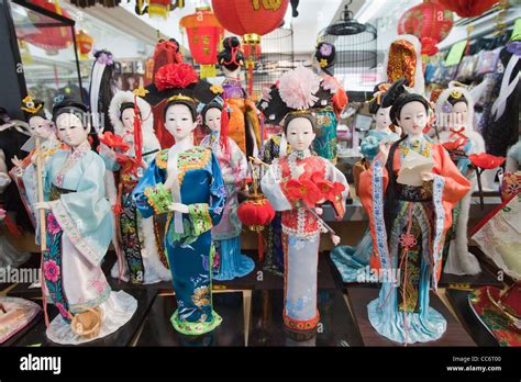 4,000+ Free Hong Kong Doll & Hong Kong Images